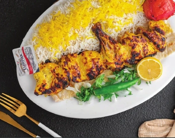 دجاج بالعظم مع أرز أو بطاطس