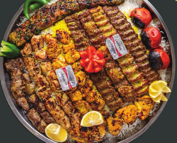 صينية مشاوي مشكلة (6 أشخاص)